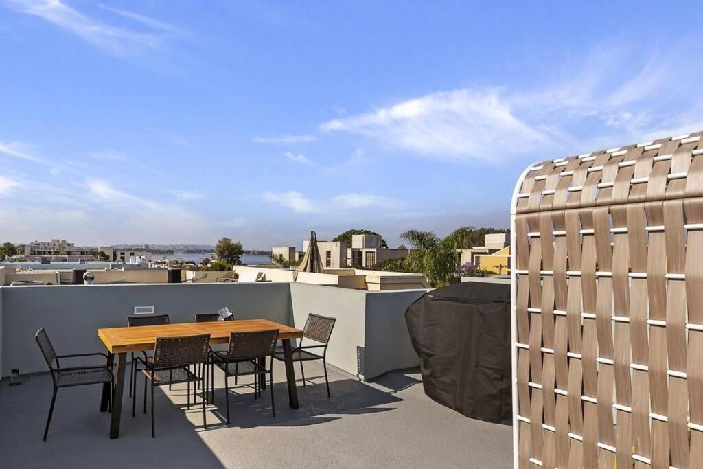 3Bd Sleeps 8 Rooftop Bayside Feel The Ocean Breeze Villa San Diego Esterno foto
